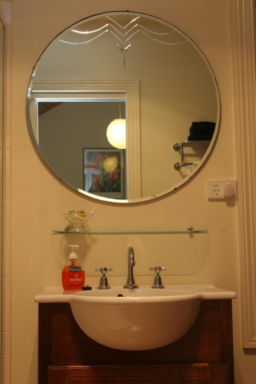 Stone'S Throw Cottage Bed And Breakfast ベルグレーブ 部屋 写真